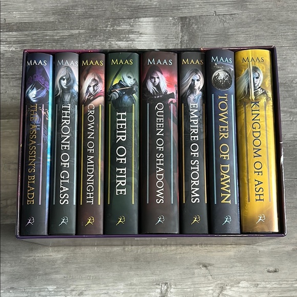 Other - NWOT OOP Discontinued Throne Of Glass Original Hardcover Bookset By S.J. Mass